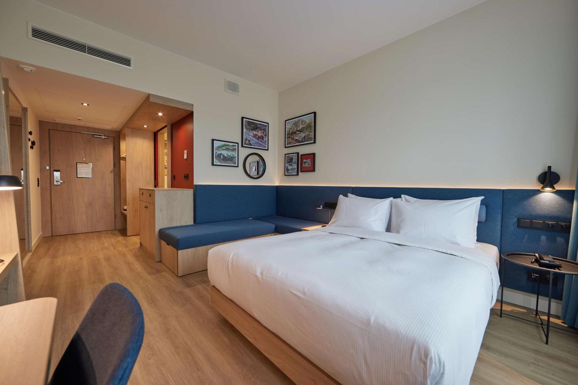 Hampton By Hilton Poznan Swarzedz Ξενοδοχείο Εξωτερικό φωτογραφία