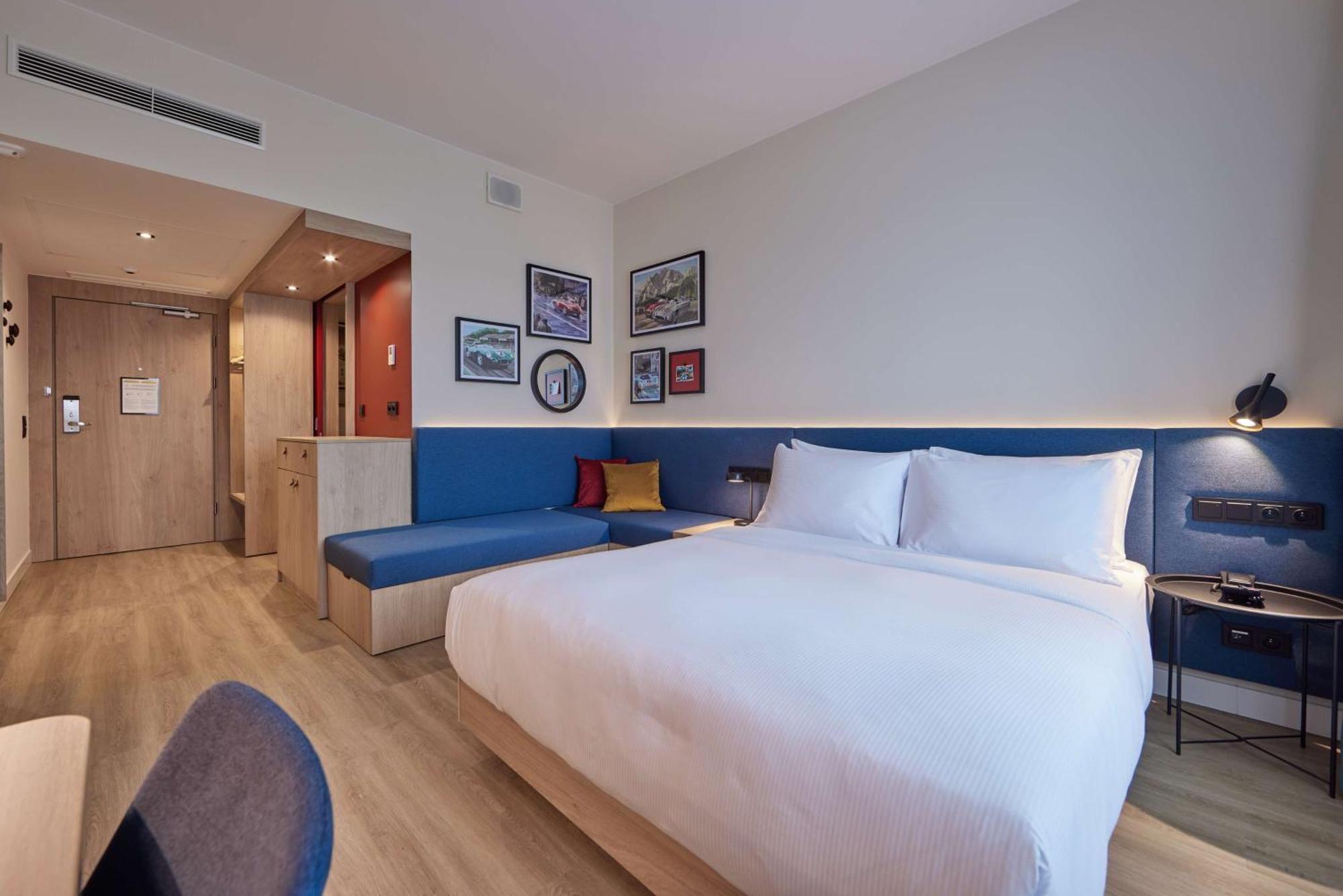 Hampton By Hilton Poznan Swarzedz Ξενοδοχείο Εξωτερικό φωτογραφία