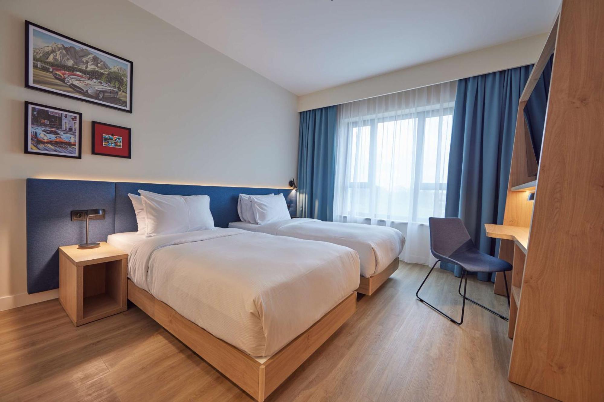 Hampton By Hilton Poznan Swarzedz Ξενοδοχείο Εξωτερικό φωτογραφία