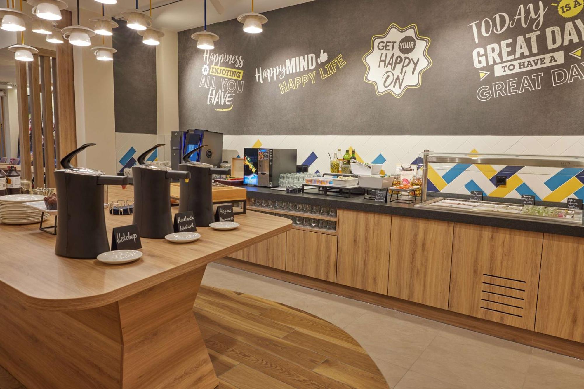 Hampton By Hilton Poznan Swarzedz Ξενοδοχείο Εξωτερικό φωτογραφία