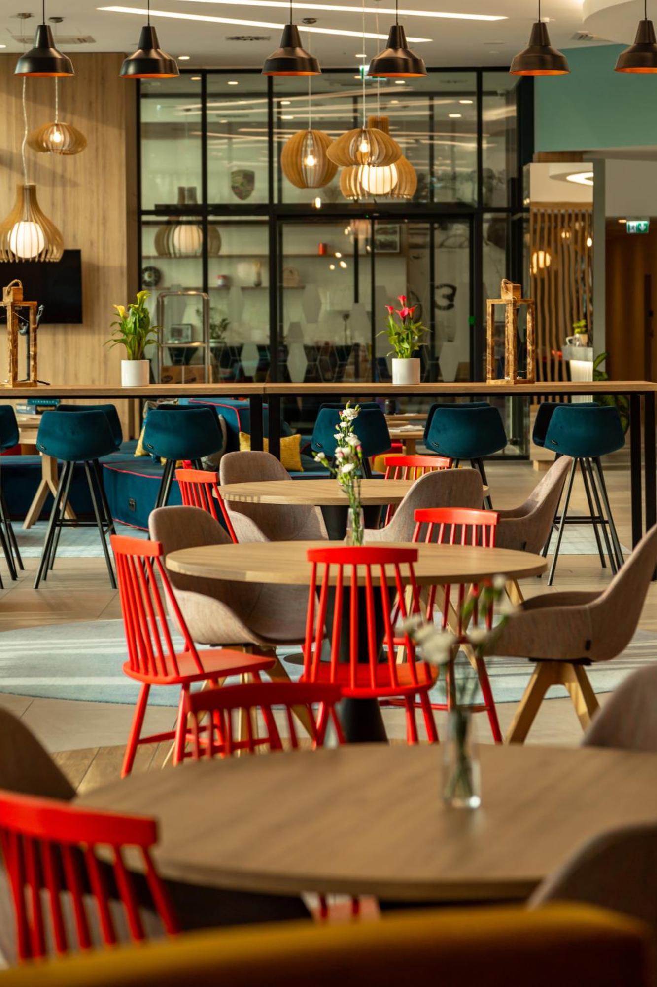 Hampton By Hilton Poznan Swarzedz Ξενοδοχείο Εξωτερικό φωτογραφία