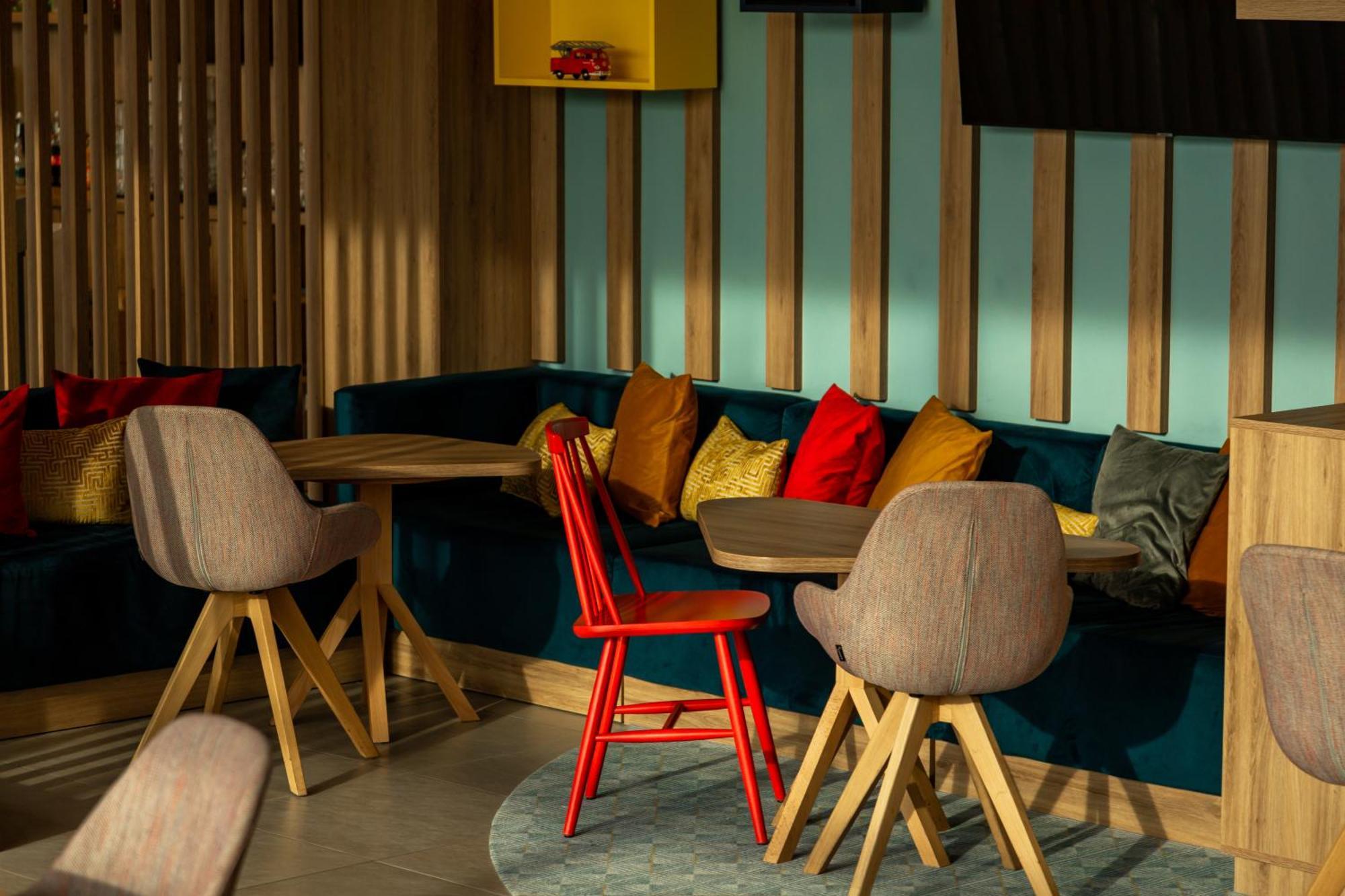 Hampton By Hilton Poznan Swarzedz Ξενοδοχείο Εξωτερικό φωτογραφία